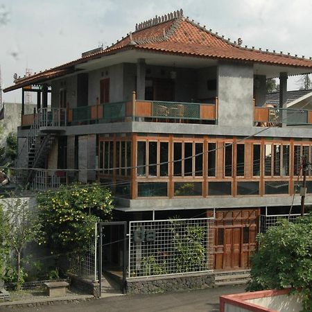 Dalem Arum Bandung Esterno foto